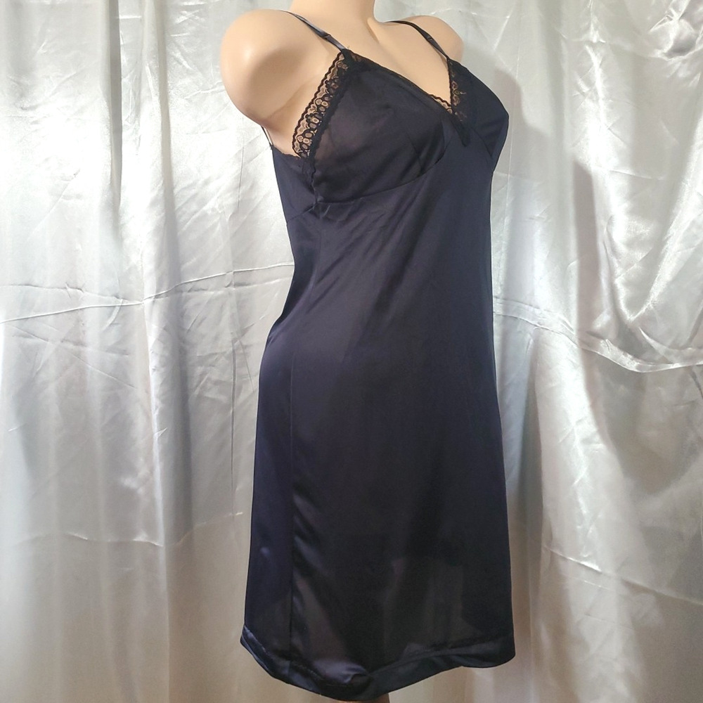 VANITY FAIR Full Slip Dress SILKY BLACK SATIN Nylon Pin-Up Bias Cut MEDIUM 38